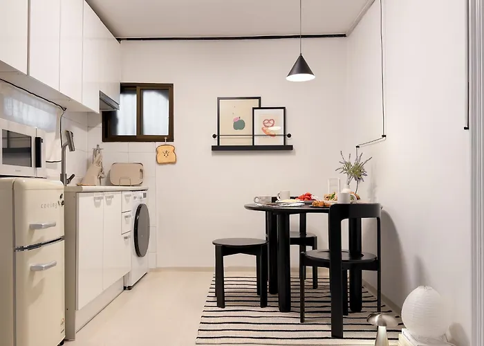 Off L 3-min Walk To Station L Self Check In Appartement *